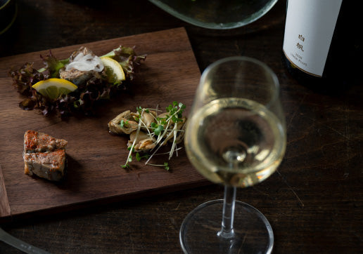 お酒と商標品のGIFT