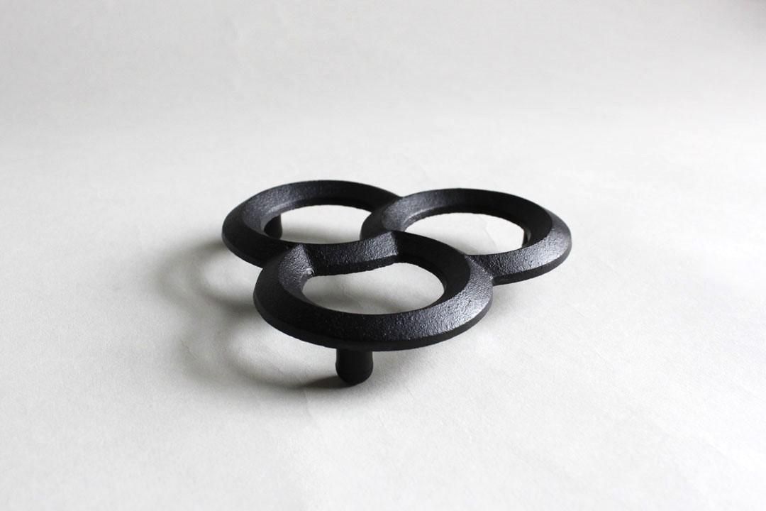 Chushin no Koubou - Trivet - 3-legged image 1