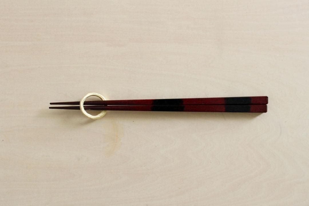 【goodman jewelry works】月枕 箸置き (大) image 1