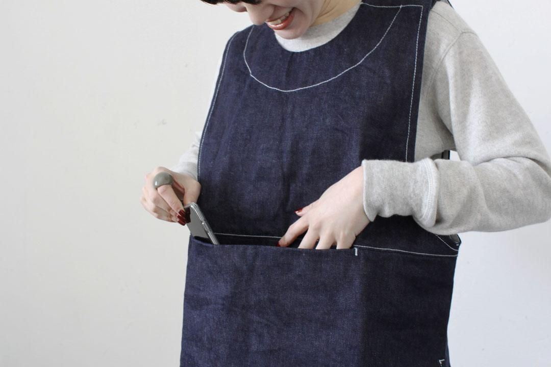 NAKASHI 牛仔圍裙背心（白色縫線） image 2