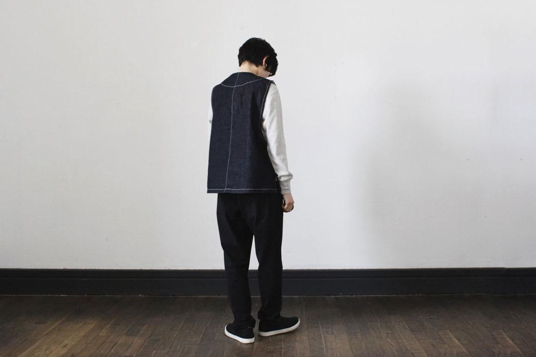 NAKASHI 牛仔圍裙背心（白色縫線） image 7