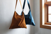 NAKASHI carry on bag thumb 2