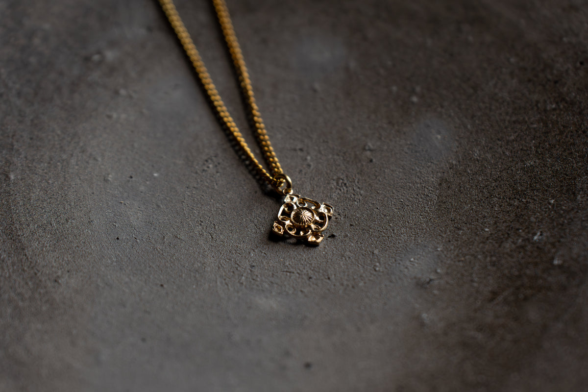 UNGAPLUS（うんがぷらす）：Shipping Necklace flower