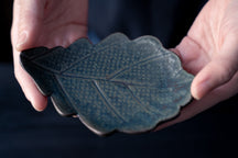 Green glazed oak plate thumb 1