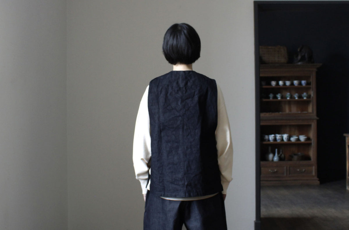 NAKASHI 牛仔圍裙背心（海軍藍縫線） image 2