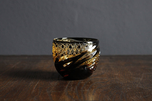 深川玻璃工藝雅酒杯，黑色琥珀色